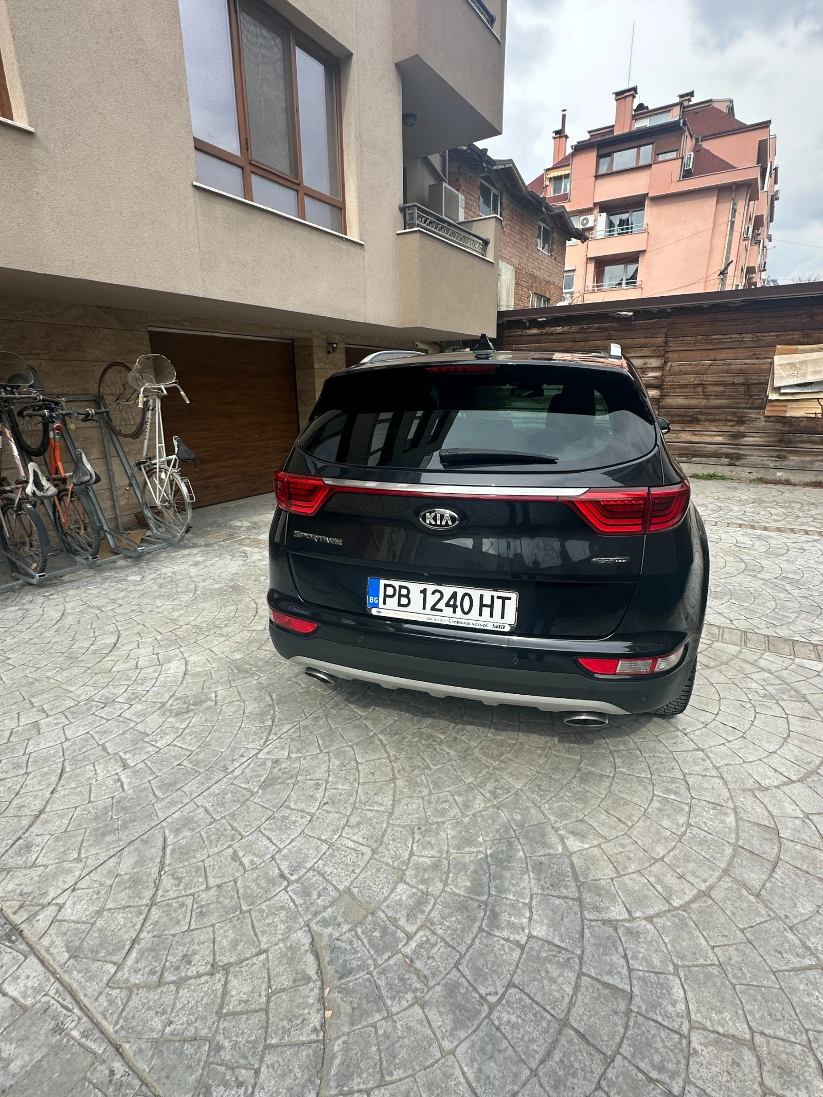 Kia Sportage лек автомобил, снимка 7 - Автомобили и джипове - 54325877