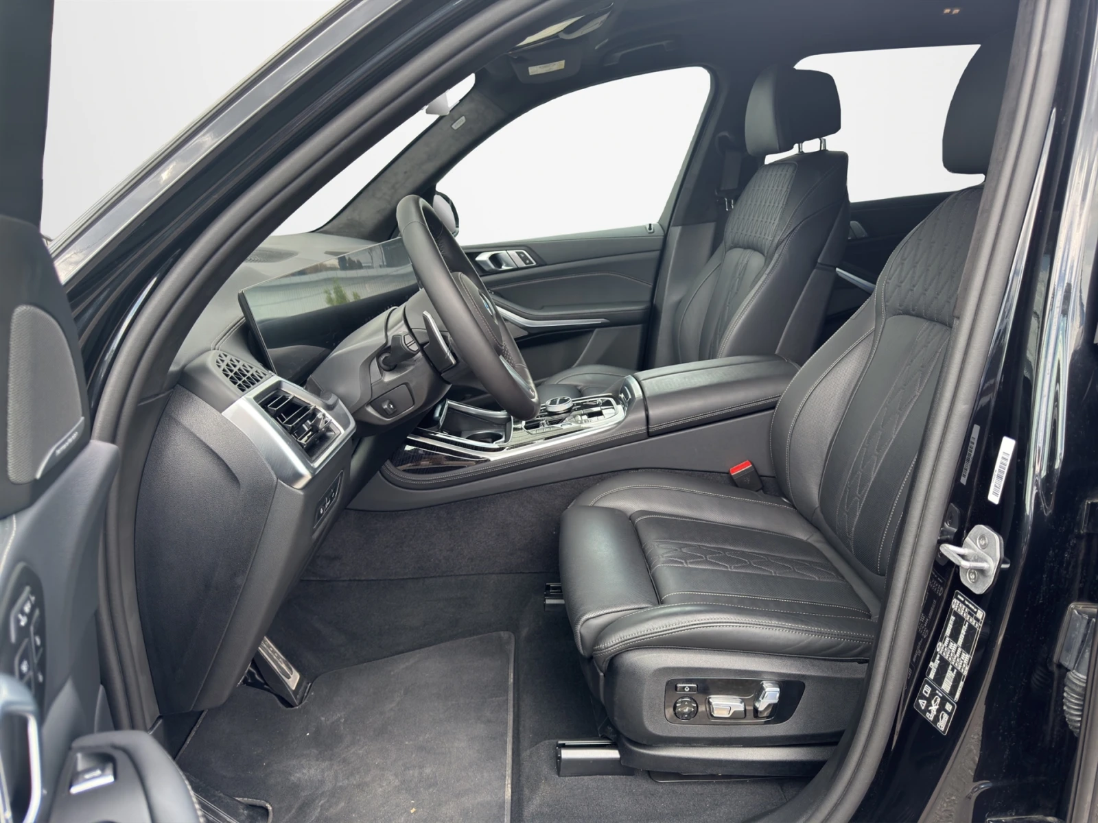 BMW X7 xDrive40d, снимка 6 - Автомобили и джипове - 54632088