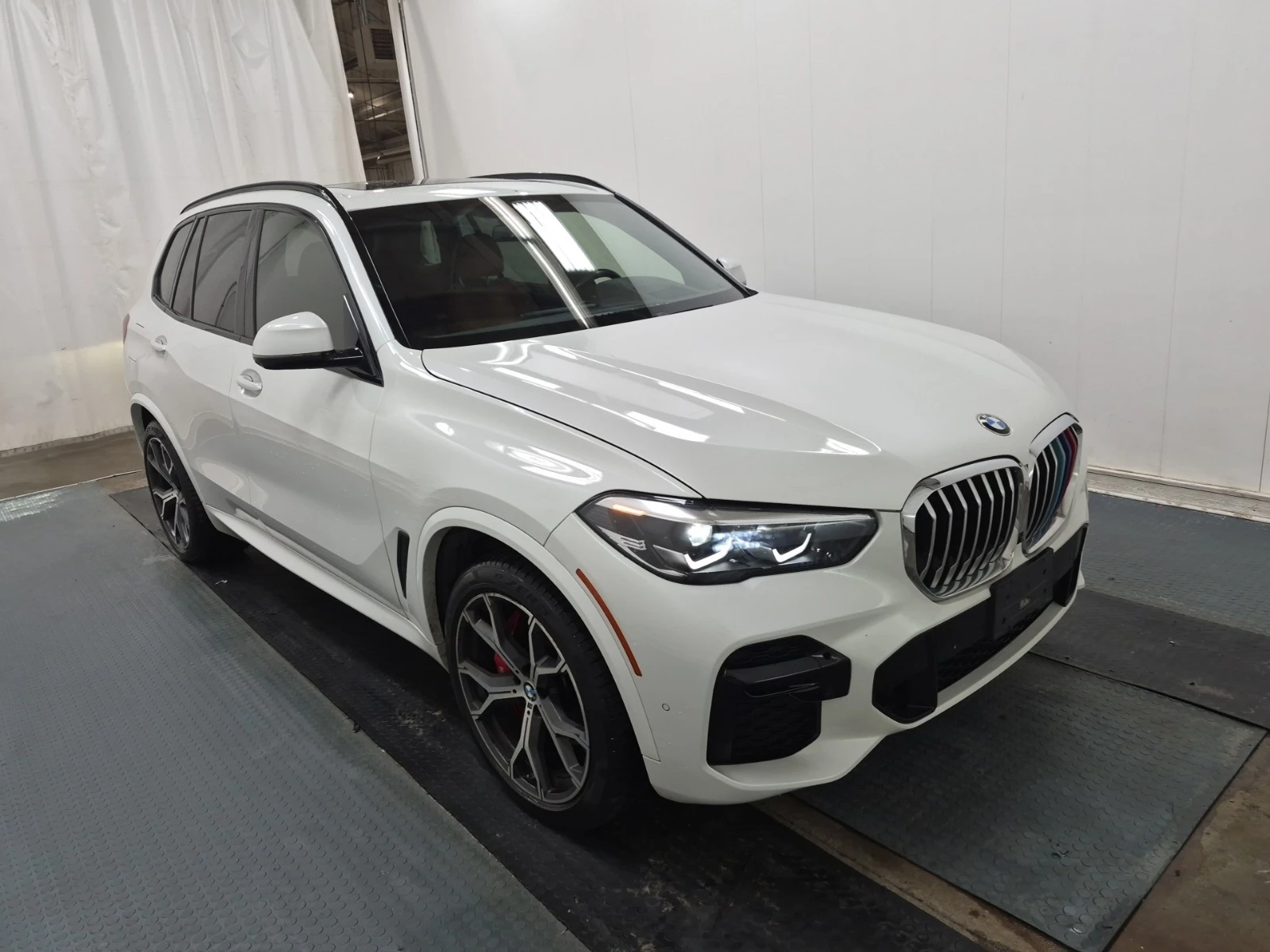 BMW X5 40I * M ПАКЕТ * HEAD UP * CARFAX * , снимка 2 - Автомобили и джипове - 54793755