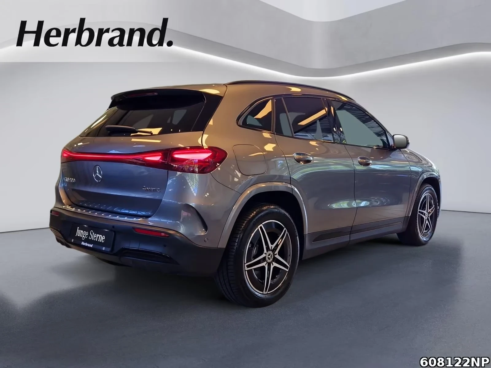 Mercedes-Benz EQA 300 AMG 4matic Winer Pack Blind spot, снимка 3 - Автомобили и джипове - 54825823