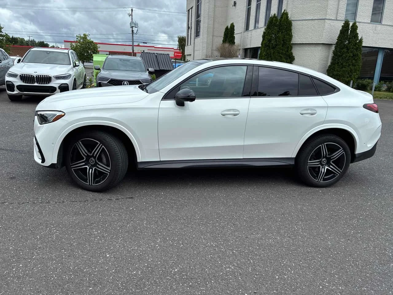 Mercedes-Benz GLC * 300 * CARFAX * ЦЕНА ДО БГ, снимка 3 - Автомобили и джипове - 54981554