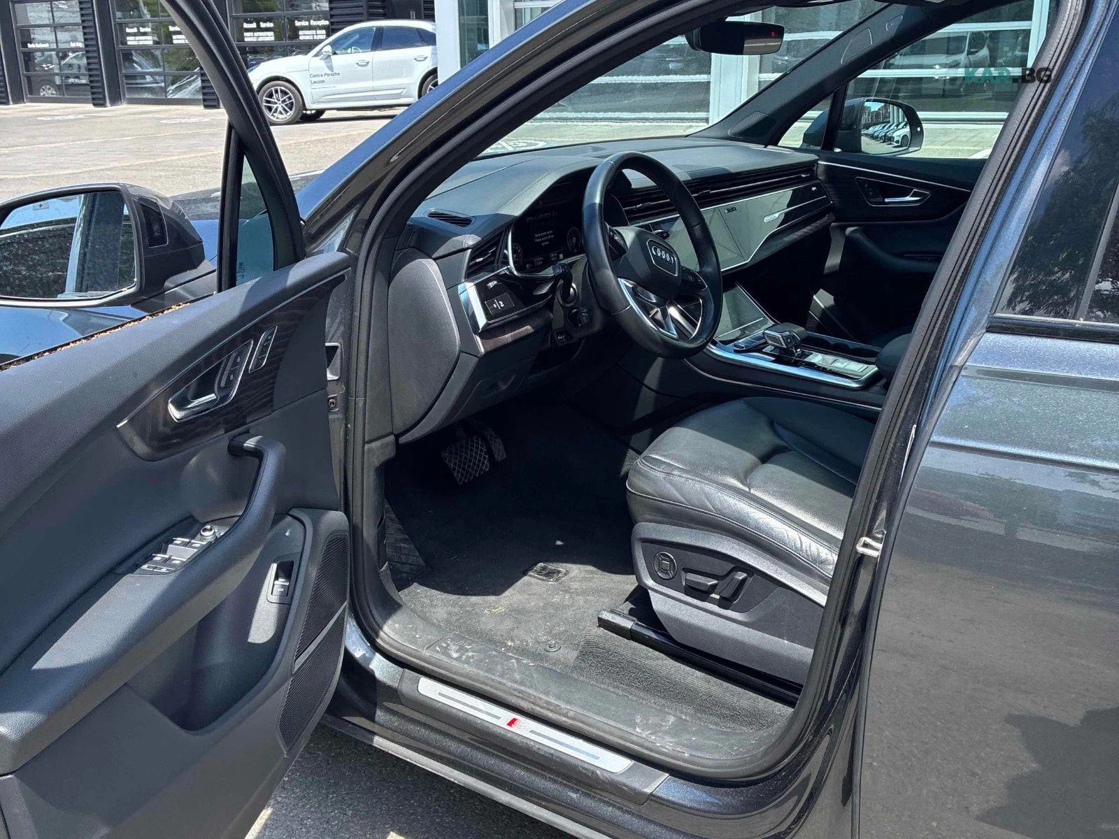 Audi Q7 Technik Автокредит Цена до България, снимка 6 - Автомобили и джипове - 54995526