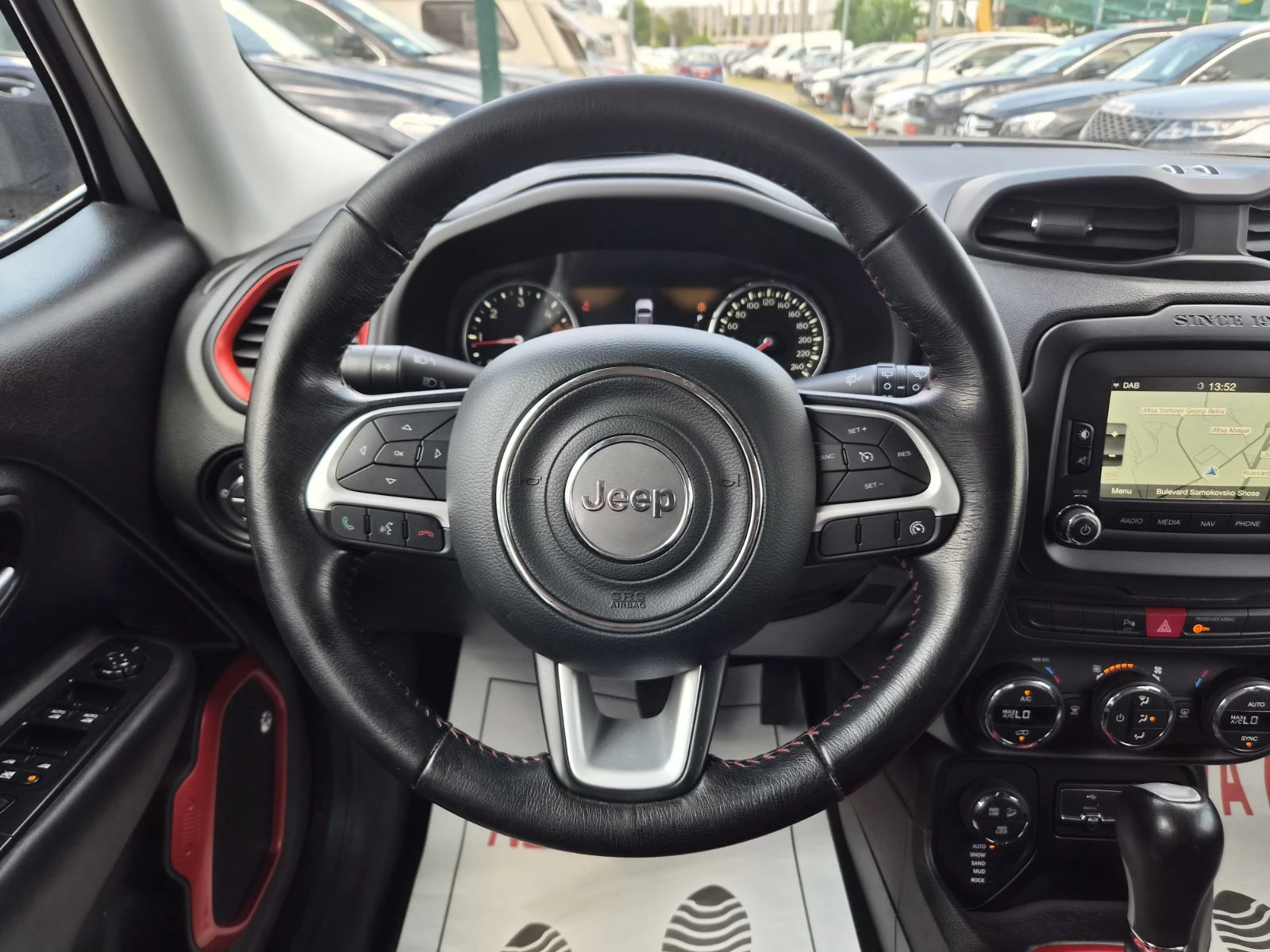 Jeep Renegade 2.0D-TRAIL HAWK-4X4-AUTOMATIC-СУПЕР СЪСТОЯНИЕ, снимка 9 - Автомобили и джипове - 55104286
