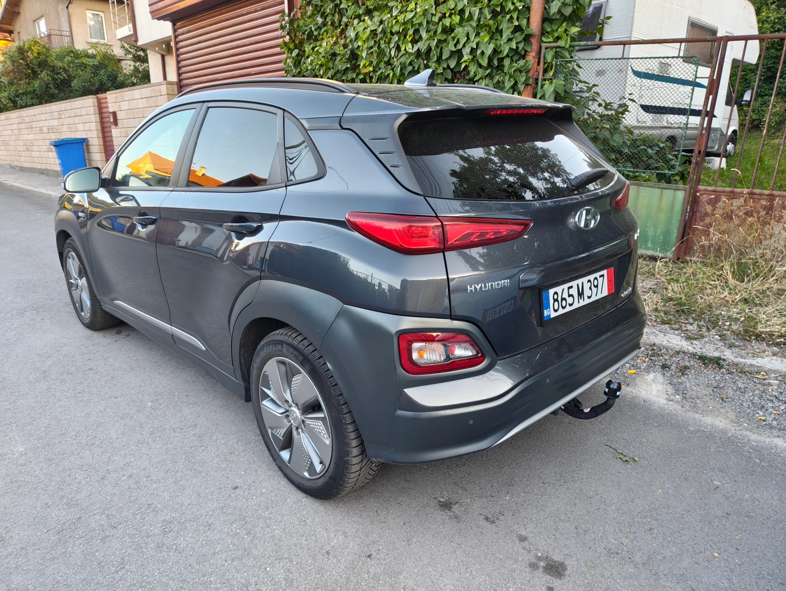 Hyundai Kona 64KWh* SOH 100%* LED* DISTRONIC* Tермопомпа* , снимка 2 - Автомобили и джипове - 55657322