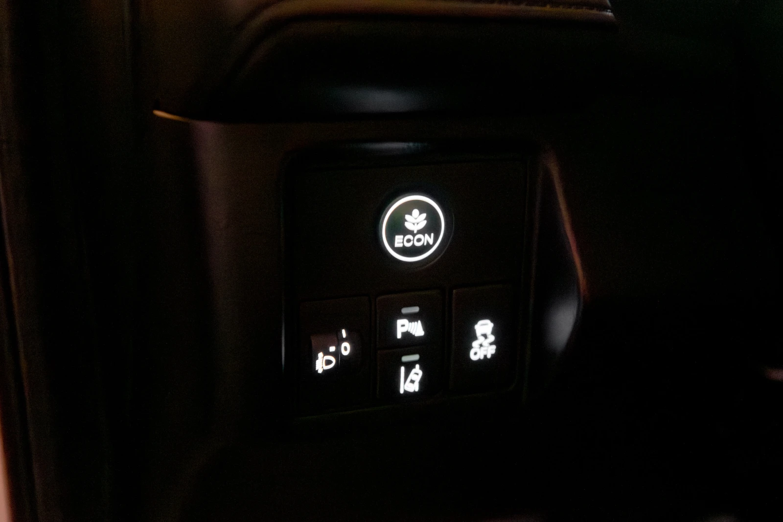 Honda Hr-v 1.5i i-VTEC-AUTOMATIC-ANDROID-ECO-СЕРВИЗНА ИСТОРИЯ, снимка 17 - Автомобили и джипове - 55899097