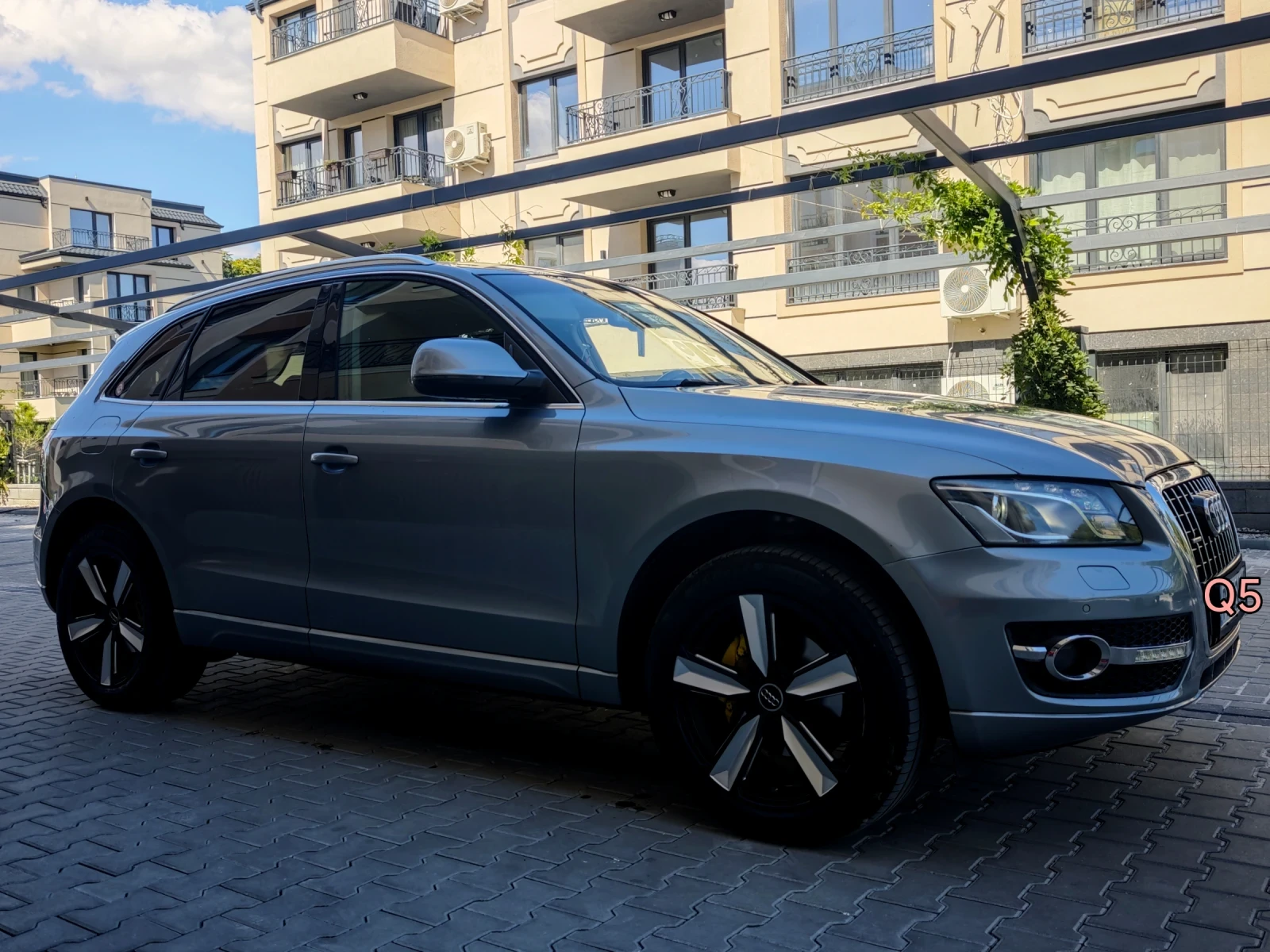 Audi Q5, снимка 5 - Автомобили и джипове - 56220236