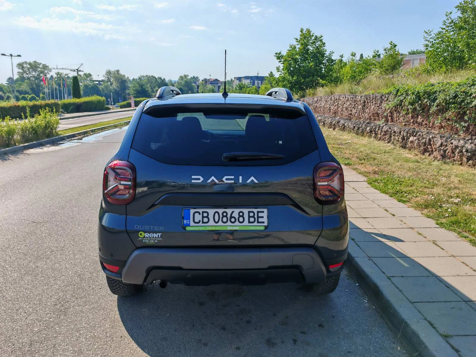 Dacia Duster 1.3TCe Journey автоматик, снимка 6 - Автомобили и джипове - 56739094