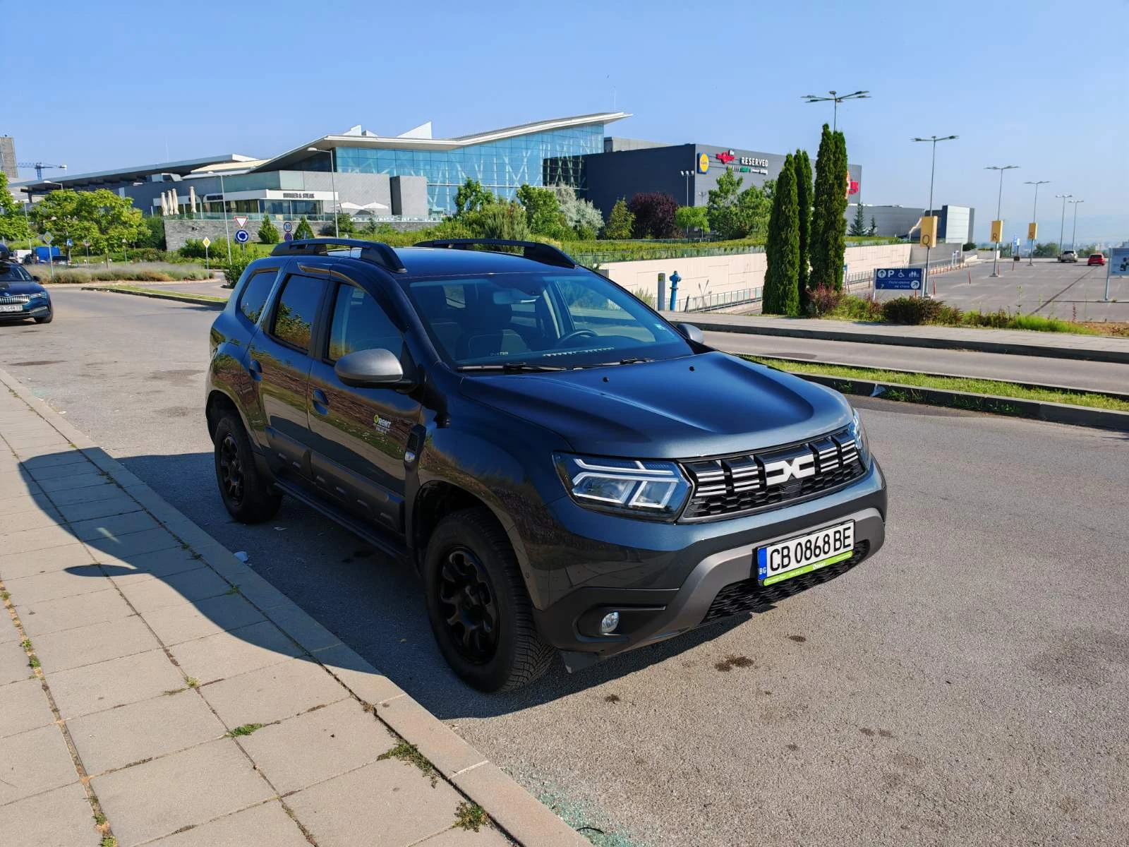 Dacia Duster 1.3TCe Journey автоматик, снимка 3 - Автомобили и джипове - 56739094