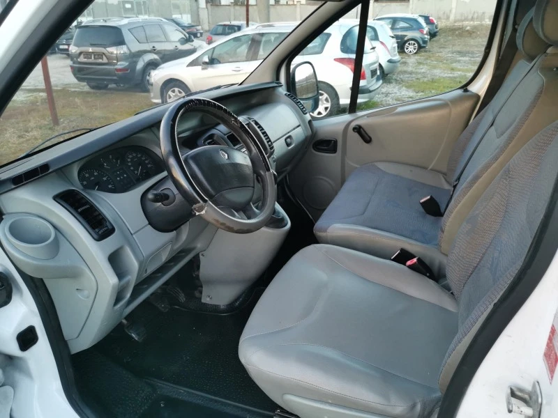 Renault Trafic 1.9DCI 100 ITALY klima, снимка 8 - Бусове и автобуси - 43592075