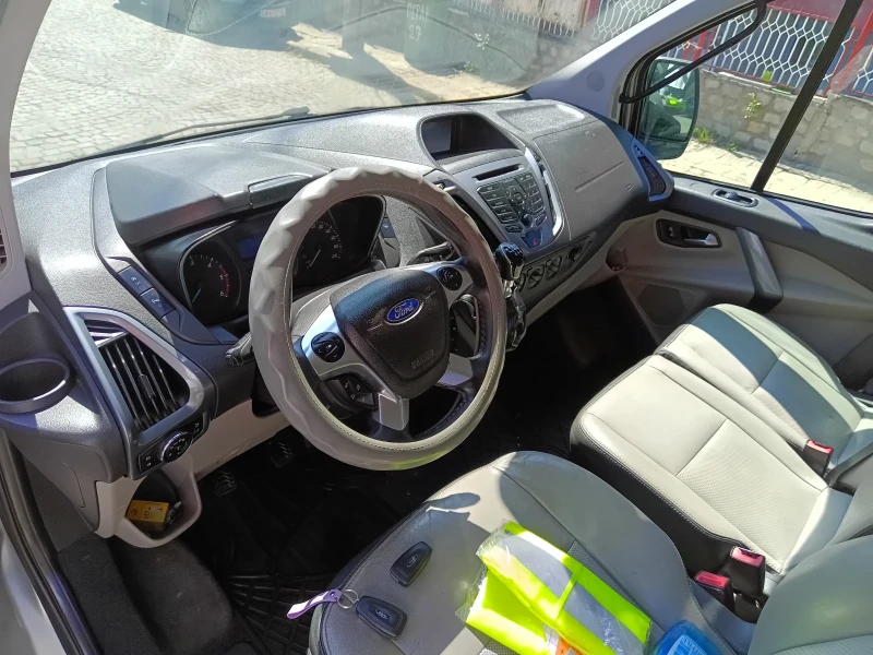 Ford Tourneo Custom Titanium, снимка 11 - Бусове и автобуси - 52566347