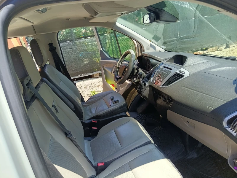 Ford Tourneo Custom Titanium, снимка 9 - Бусове и автобуси - 52566347