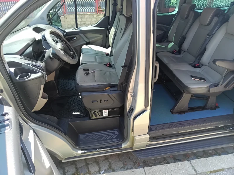 Ford Tourneo Custom Titanium, снимка 12 - Бусове и автобуси - 52566347