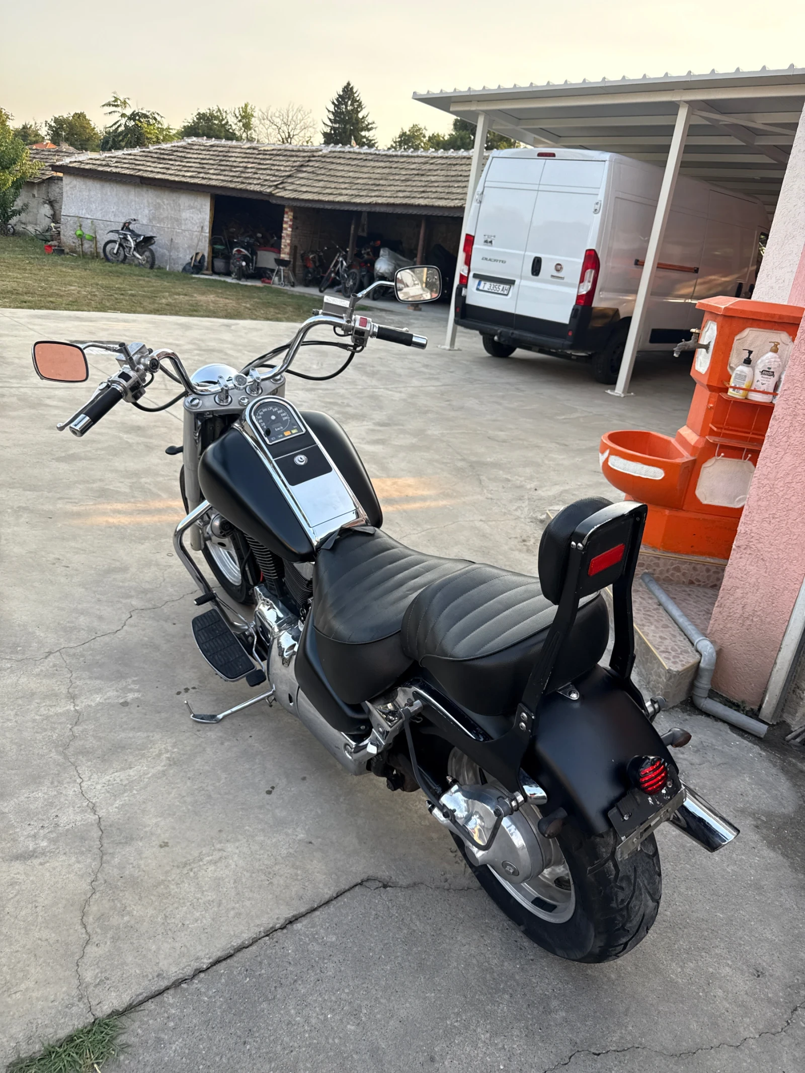 Suzuki Intruder VL1500, снимка 5 - Мотоциклети и мототехника - 56062168