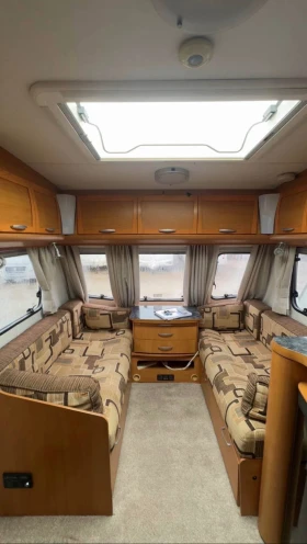 Каравана Други Lunar Clubman , снимка 11 - Каравани и кемпери - 53699076