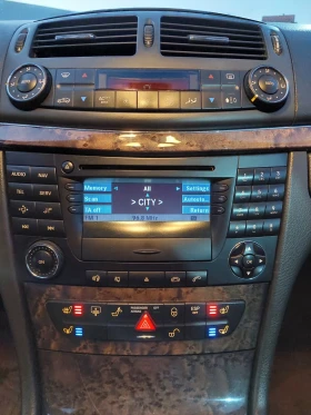 Mercedes-Benz E 320 Avantgarde, снимка 6