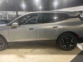 BMW iX xDrive40  CARFAX, снимка 2