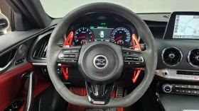Kia Stinger 3.3 GT / ПАНОРАМА / 360 КАМЕРИ / ОБДУХВАНЕ / FULL!, снимка 9