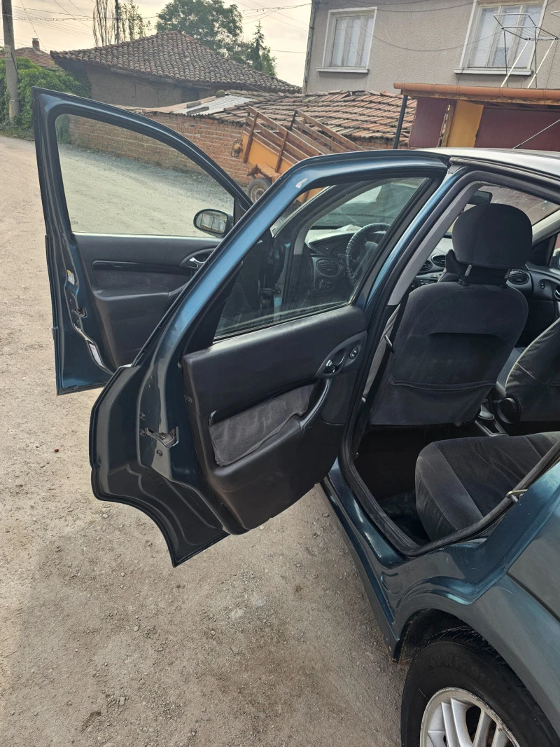 Ford Focus, снимка 2 - Автомобили и джипове - 46476198