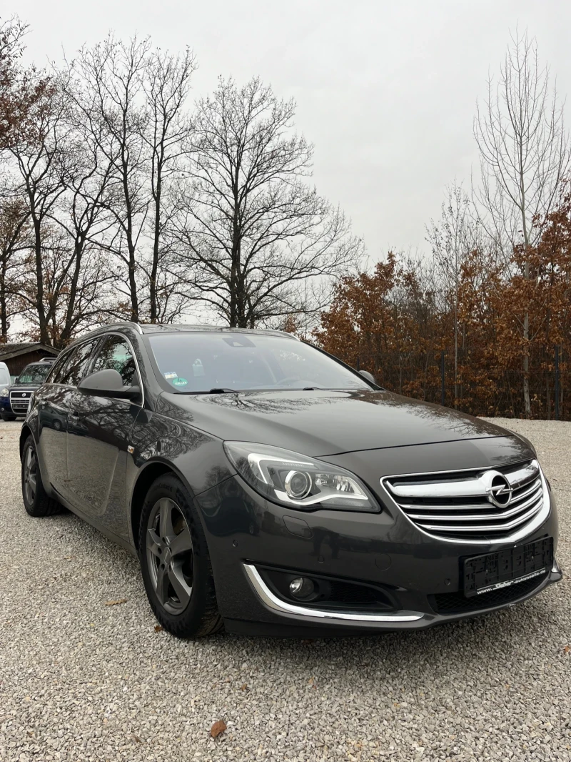 Opel Insignia, снимка 2 - Автомобили и джипове - 49587792