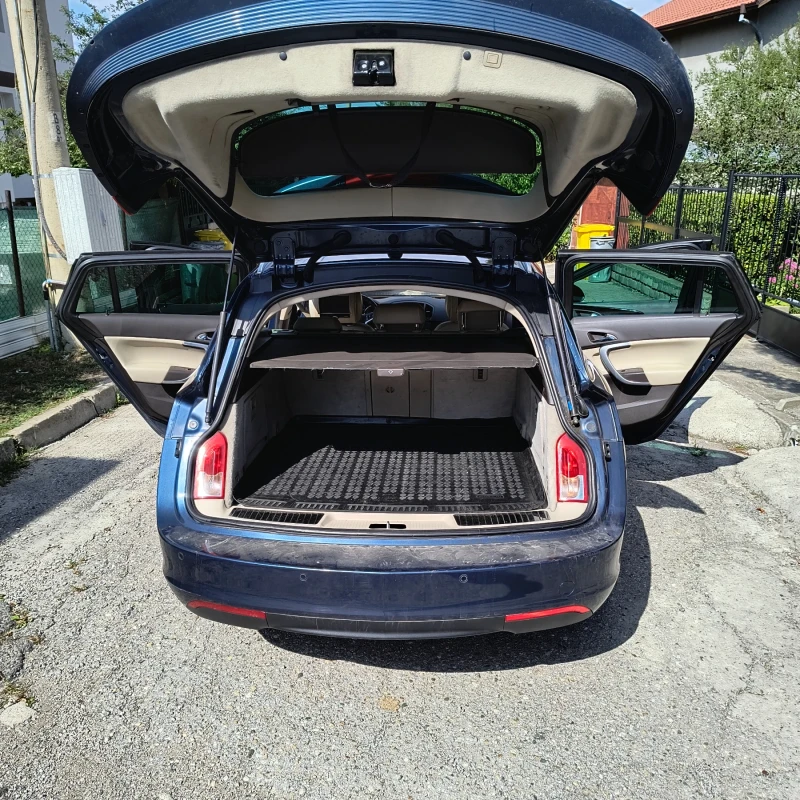 Opel Insignia, снимка 9 - Автомобили и джипове - 50665738