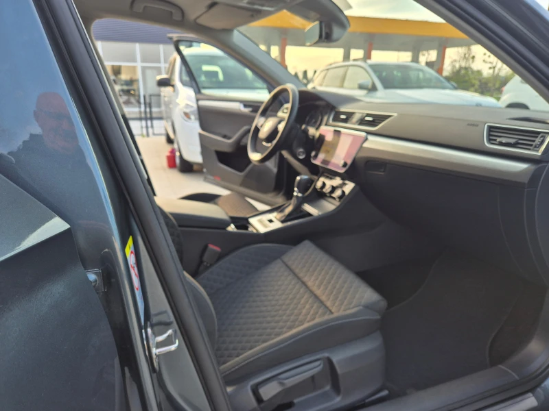 Skoda Superb С-Гаранция-4х4-2.0TDI-А/Т-200кс., снимка 9 - Автомобили и джипове - 49850597