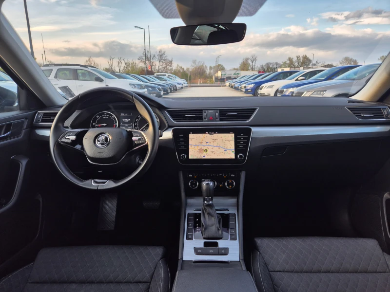 Skoda Superb С-Гаранция-4х4-2.0TDI-А/Т-200кс., снимка 15 - Автомобили и джипове - 49850597