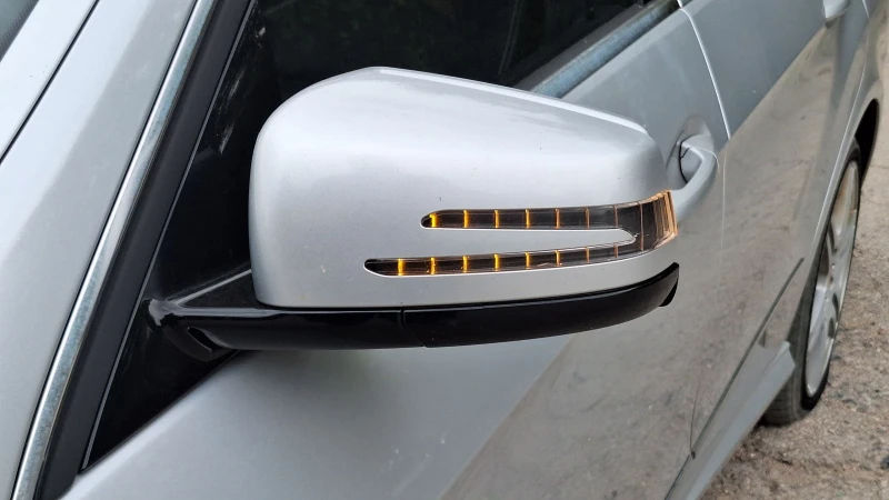 Mercedes-Benz E 250 CDI om651 На части, снимка 10 - Автомобили и джипове - 51112201