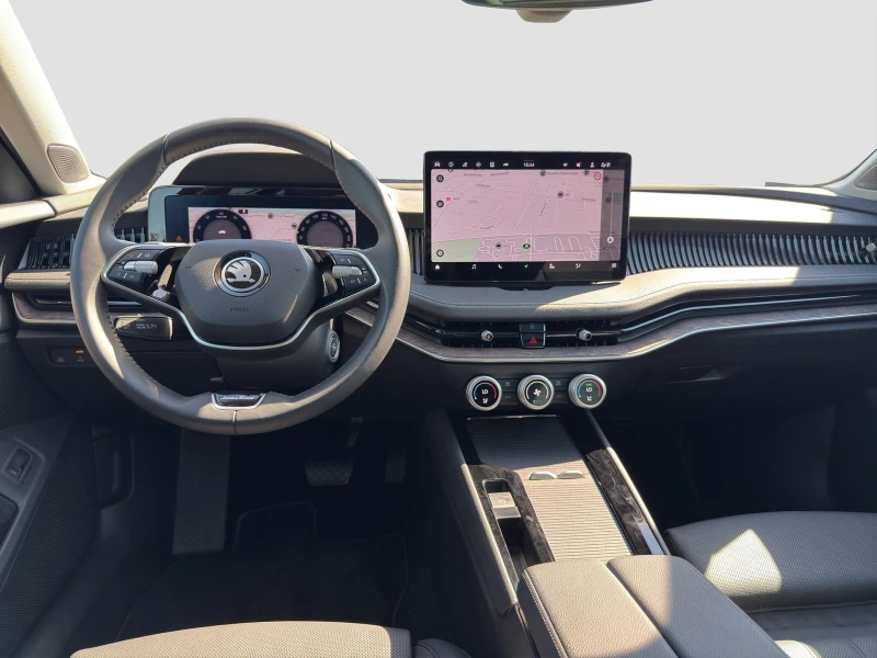 Skoda Superb 2.0TSI* L&K* 4x4* PANO* CAMERA* DISTR* KEYLESS* CA, снимка 11 - Автомобили и джипове - 51769804