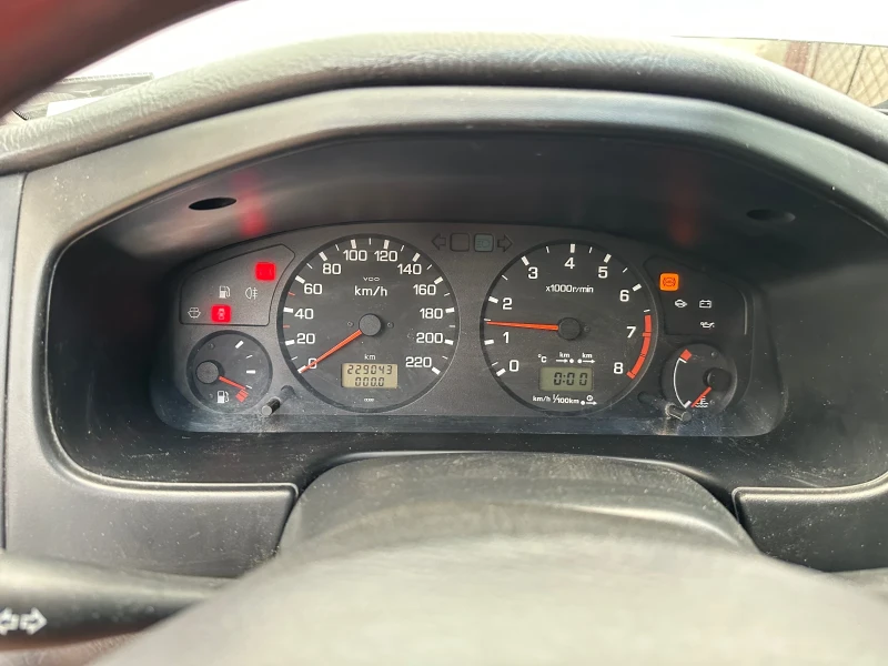 Nissan Primera, снимка 6 - Автомобили и джипове - 52354798