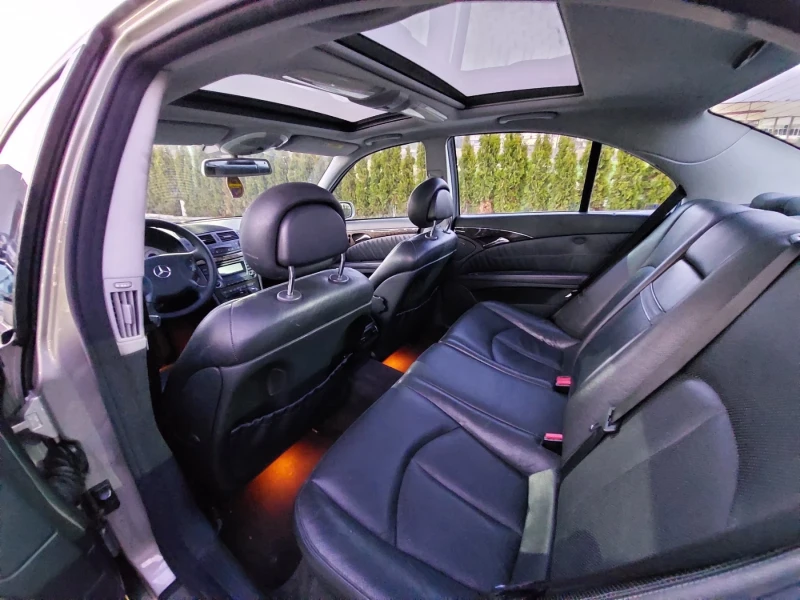 Mercedes-Benz E 320 Avantgarde, снимка 8 - Автомобили и джипове - 52218122
