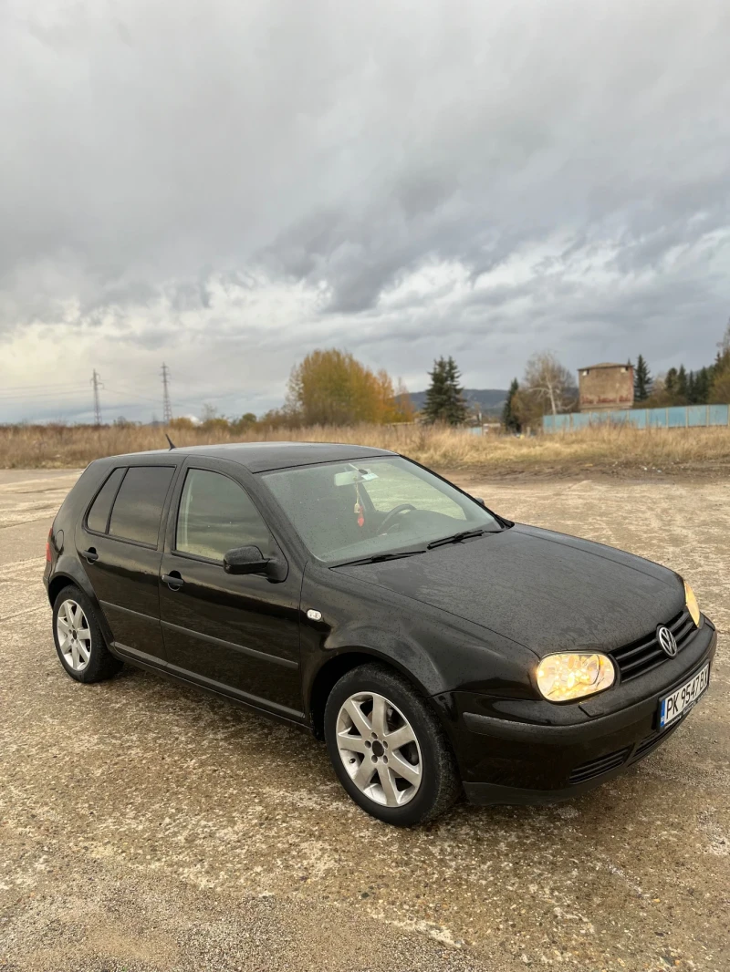 VW Golf, снимка 2 - Автомобили и джипове - 52479815