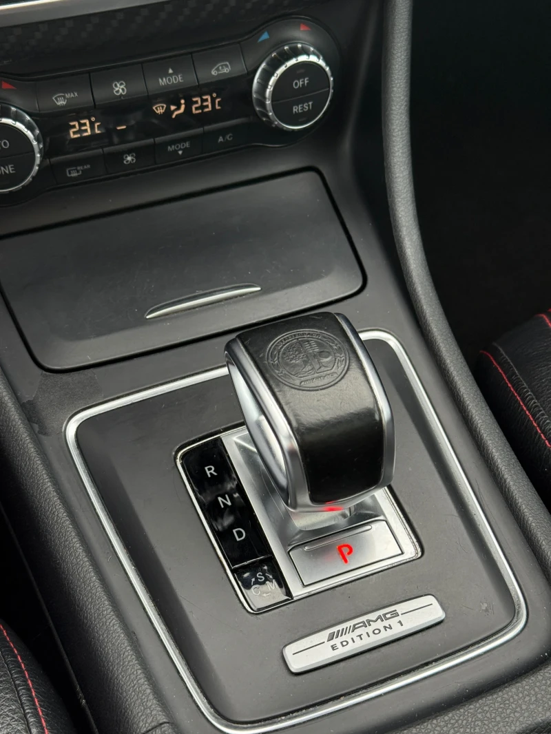 Mercedes-Benz A45 AMG Edition 1, снимка 16 - Автомобили и джипове - 52534251
