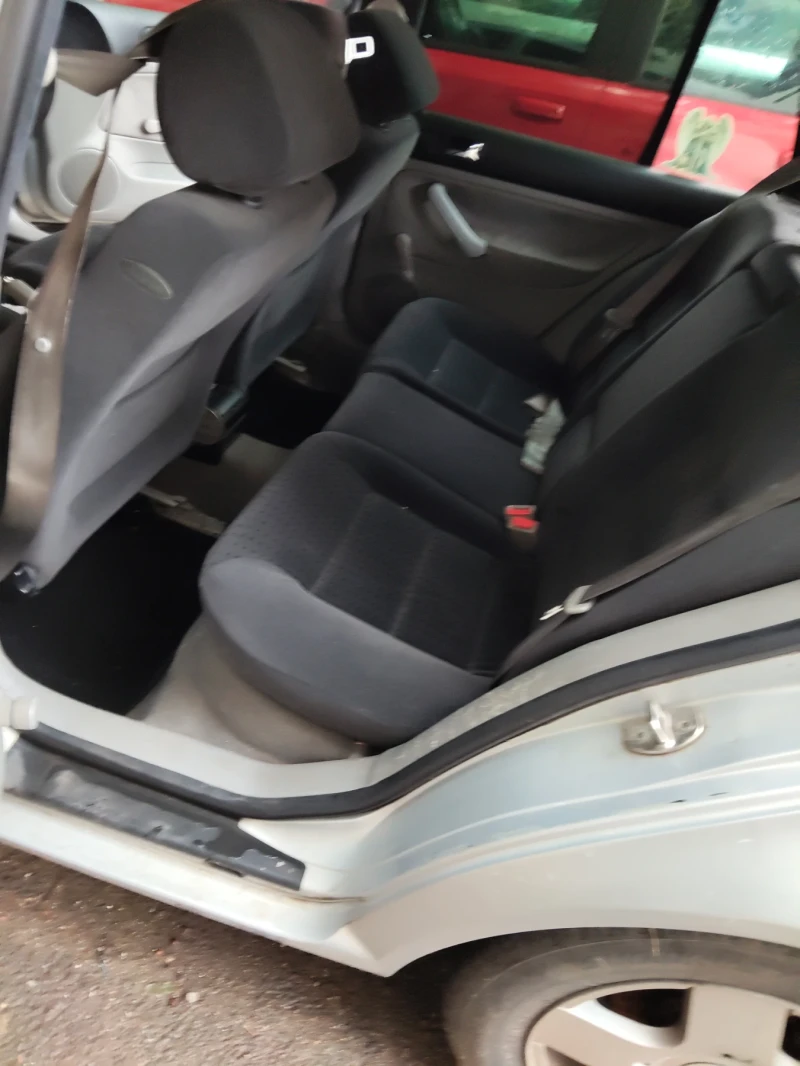 VW Golf, снимка 12 - Автомобили и джипове - 52843486