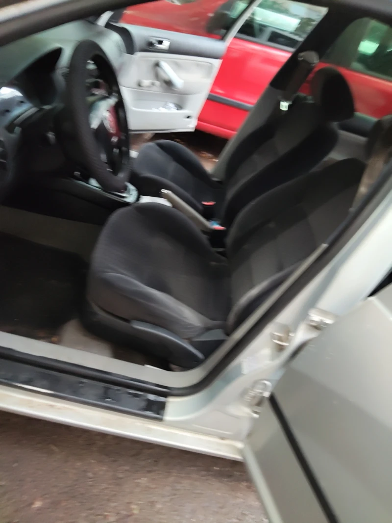 VW Golf, снимка 10 - Автомобили и джипове - 52843486