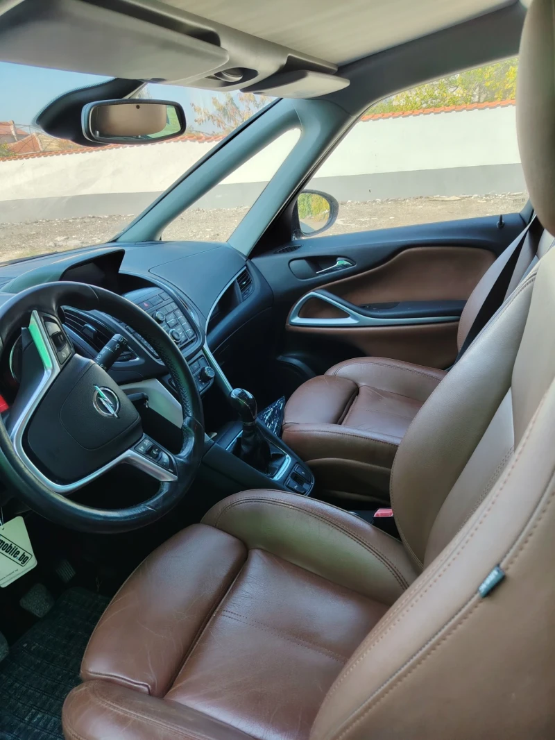 Opel Zafira С Турер 1, 6 -150коня, 2012 година, снимка 4 - Автомобили и джипове - 53088036