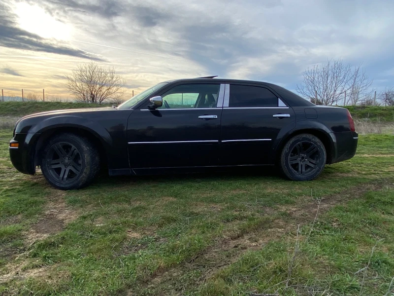 Chrysler 300c 3.5, снимка 13 - Автомобили и джипове - 53539805