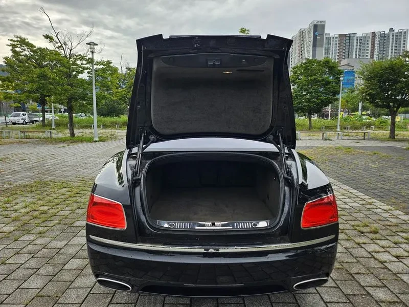 Bentley Flying Spur 6.0 - САМО 30% АВАНС, снимка 9 - Автомобили и джипове - 56222659