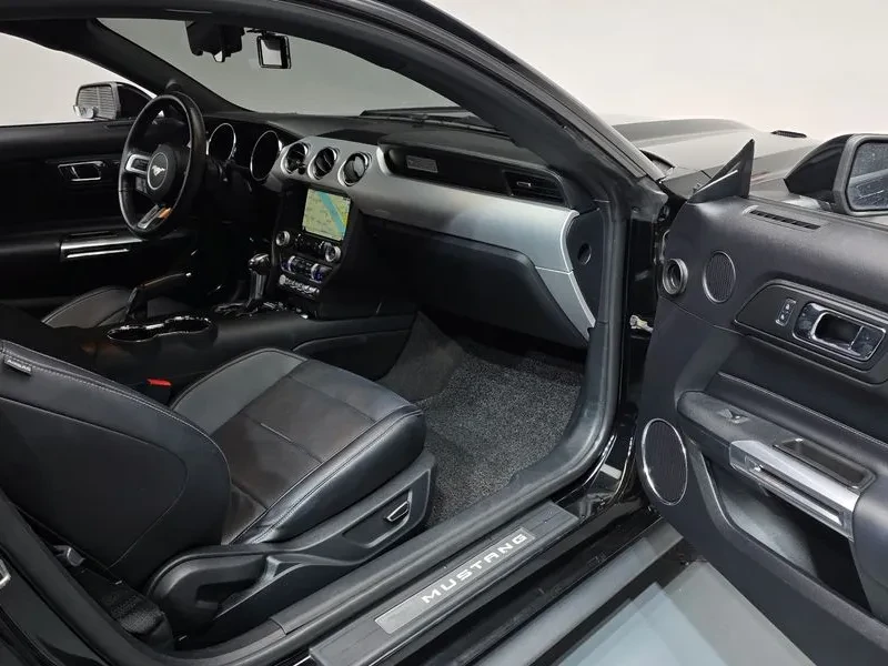 Ford Mustang Gt Coupe, снимка 11 - Автомобили и джипове - 56266420