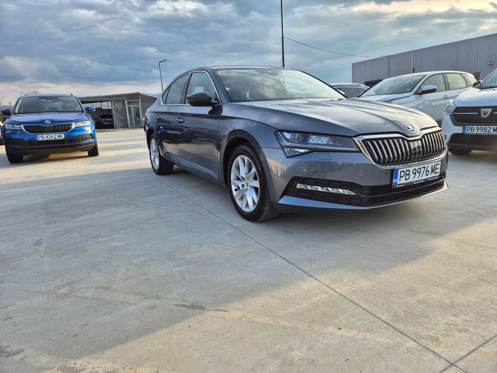 Skoda Superb С-Гаранция-4х4-2.0TDI-А/Т-200кс. - изображение 7