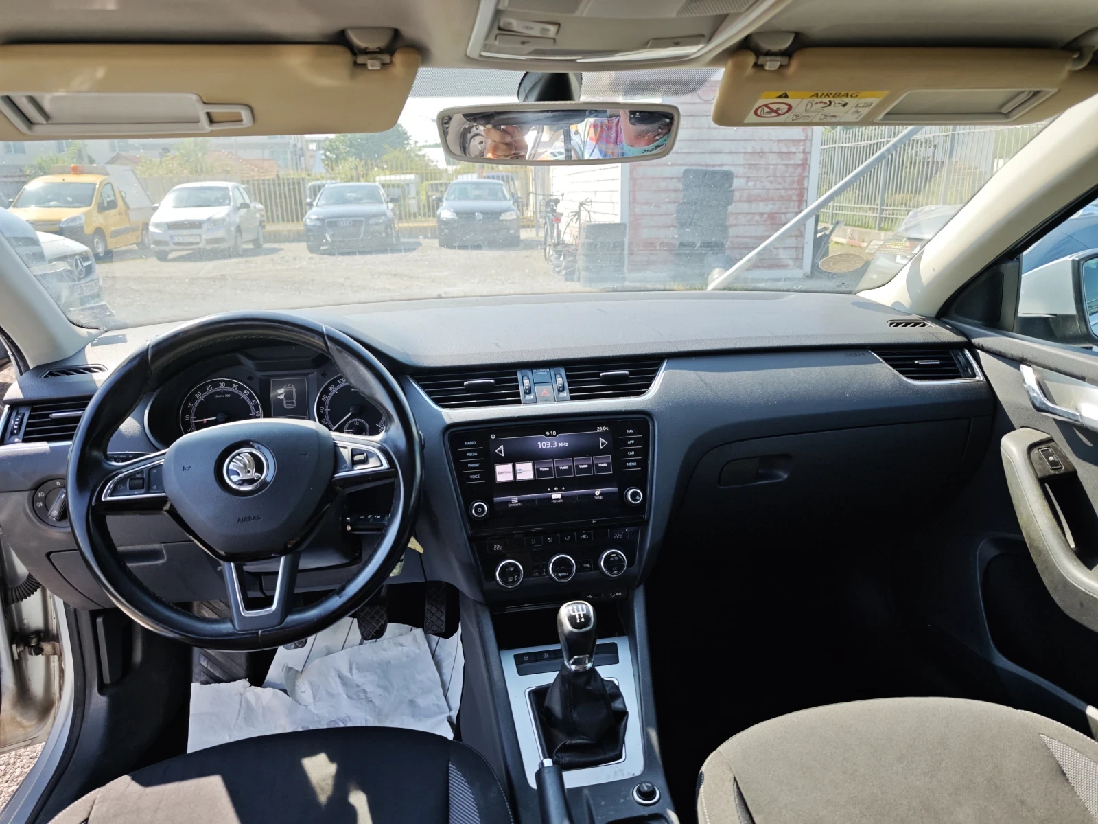 Skoda Octavia Facelift 1.6TDI EURO 6 с РЕГИСТРАЦИЯ  - изображение 10