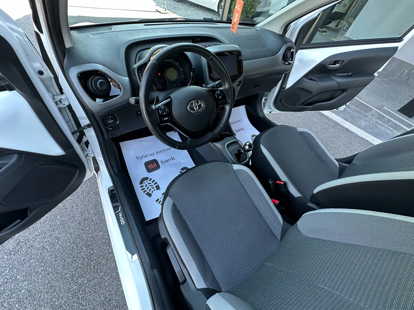 Toyota Aygo 1.0I НОВ ВНОС  - изображение 7