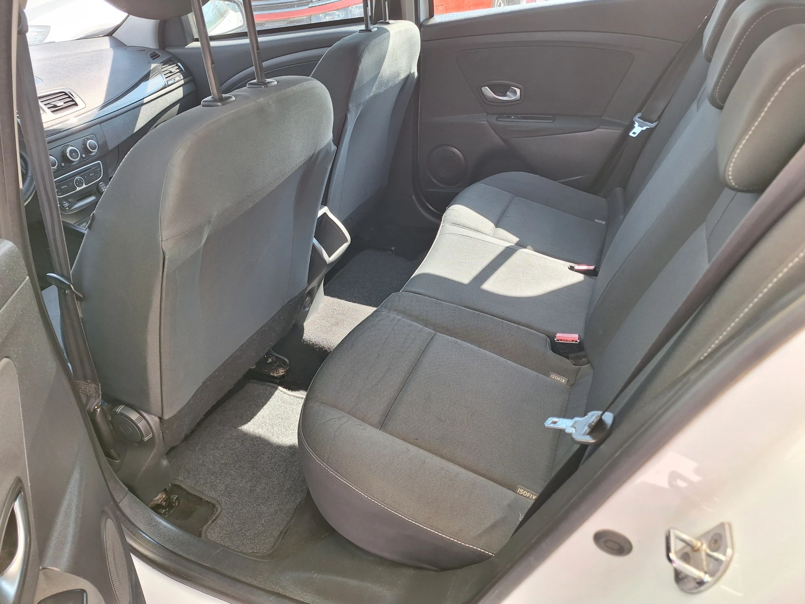 Renault Megane 1.5 DCI  - изображение 9
