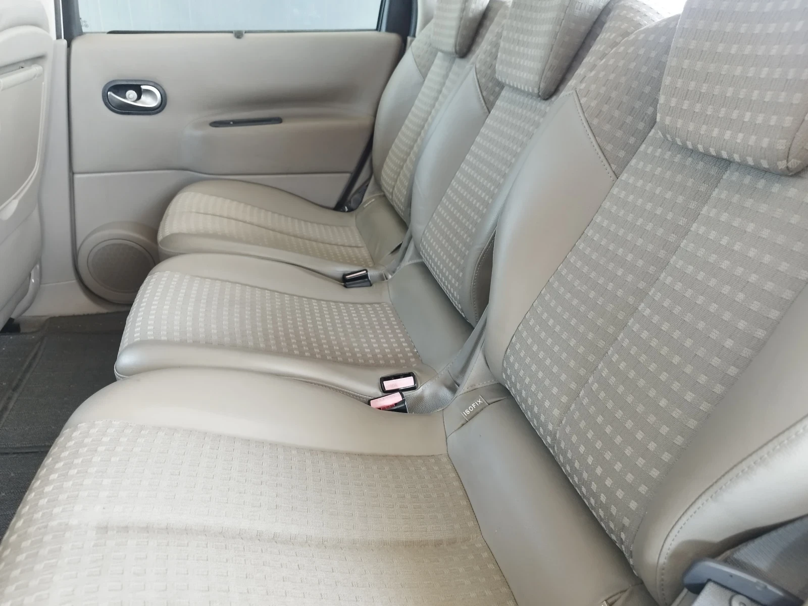 Renault Scenic 1.6 бензин  - изображение 10