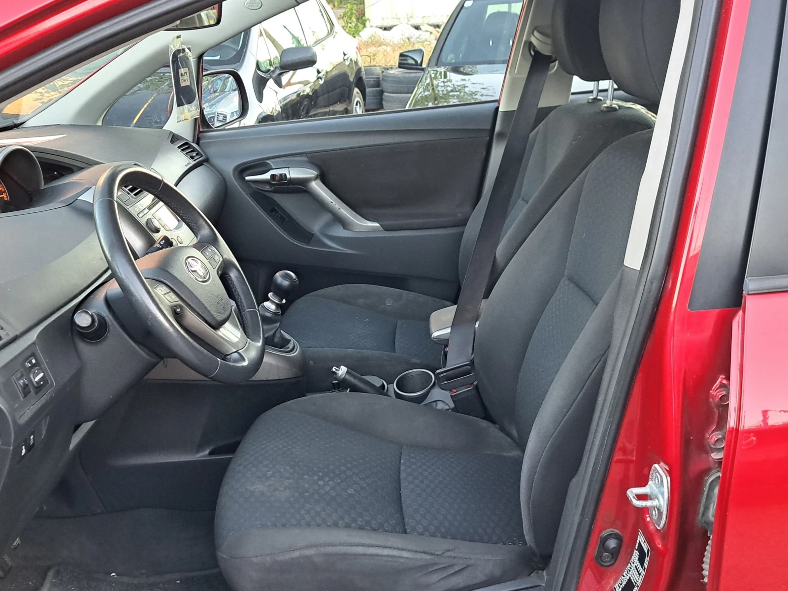 Toyota Verso 2.0d4d 2009 | Mobile.bg   14