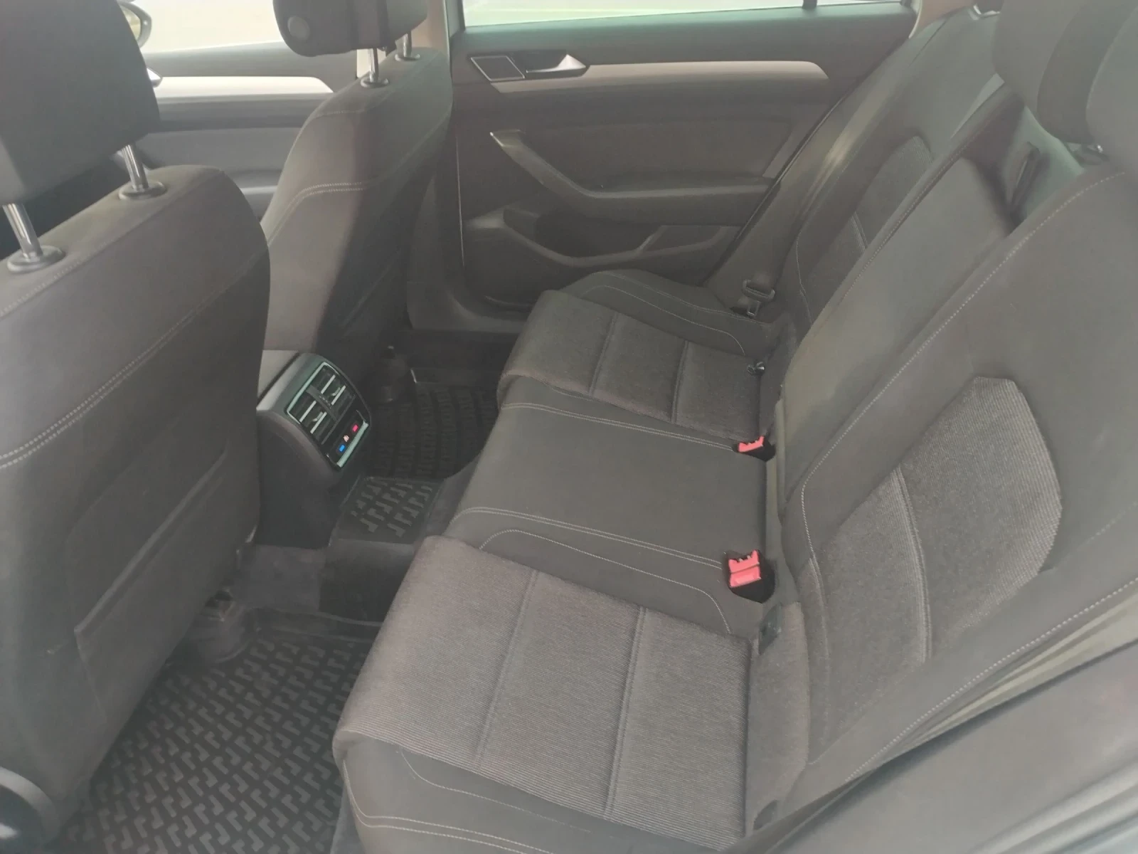 VW Passat 2.0 TDI, 150. DSG | Mobile.bg   12