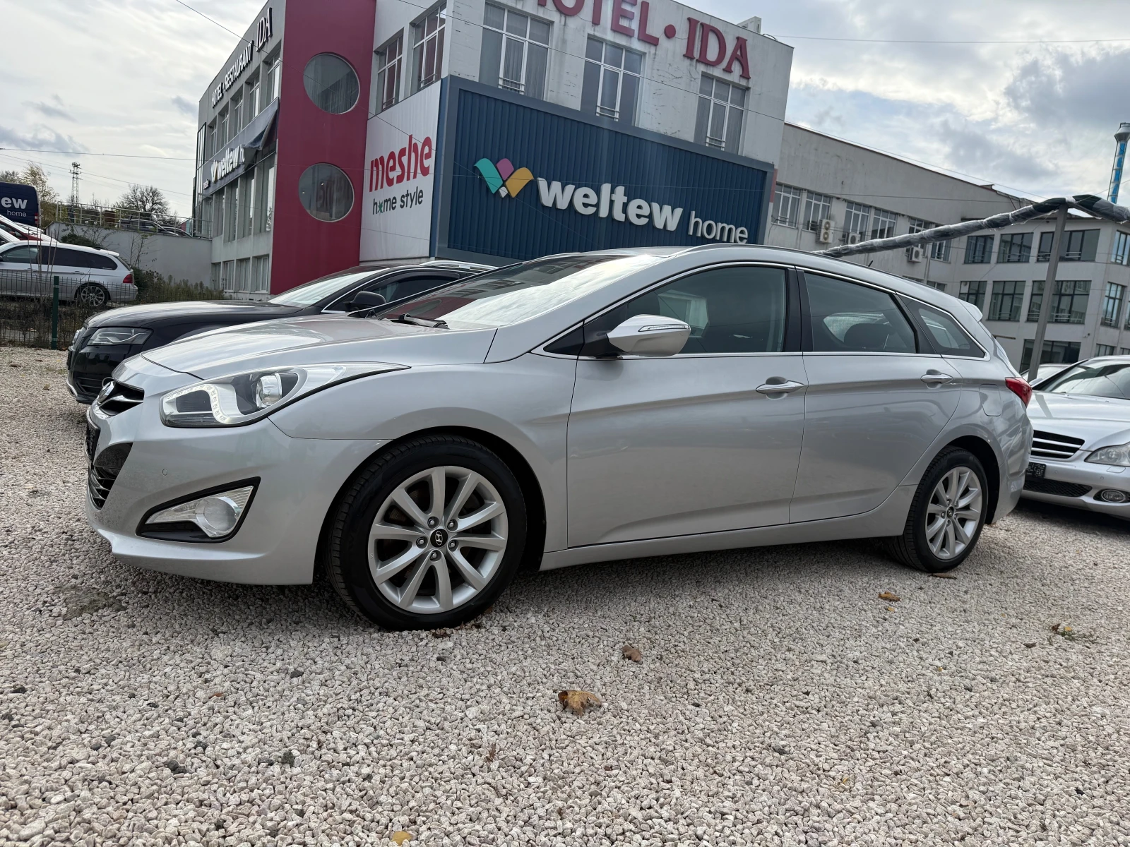 Hyundai I40 1.7CRDi, 136кс, LED - изображение 7