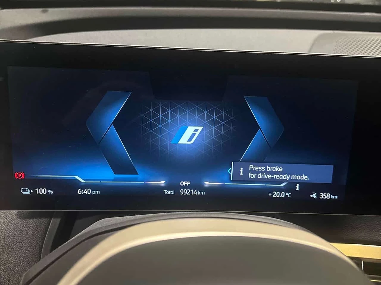 BMW iX xDrive40  CARFAX | Mobile.bg � ����������� 8