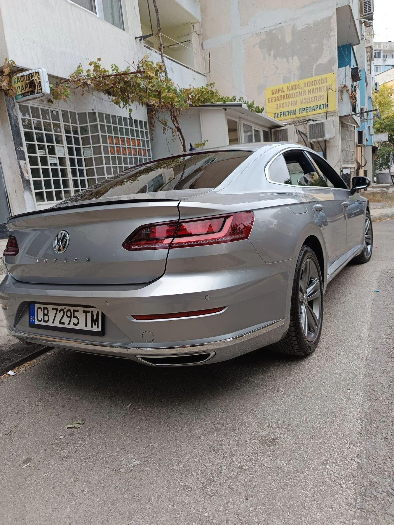 VW Arteon, снимка 8 - Автомобили и джипове - 56262527