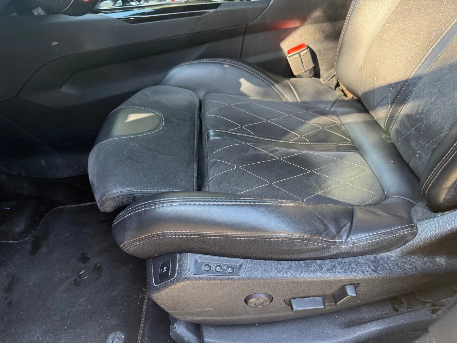 Peugeot 3008 GT, снимка 9 - Автомобили и джипове - 53879897