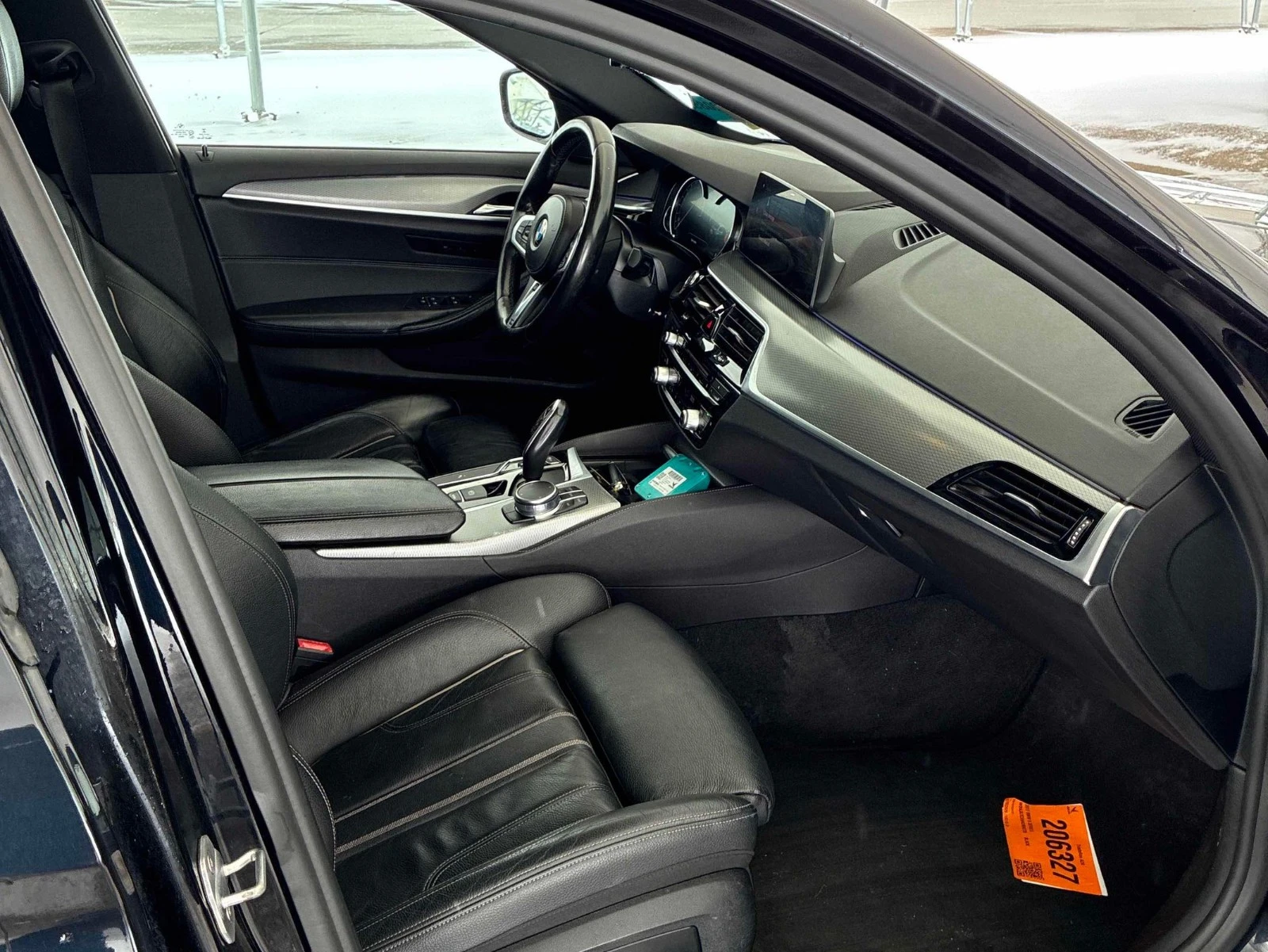 BMW 530 С РЕГИСТРАЦИЯ & АВТО КРЕДИТ, снимка 11 - Автомобили и джипове - 53915877